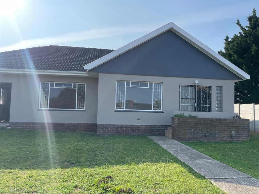 To Let 4 Bedroom Property for Rent in Linton Grange Eastern Cape